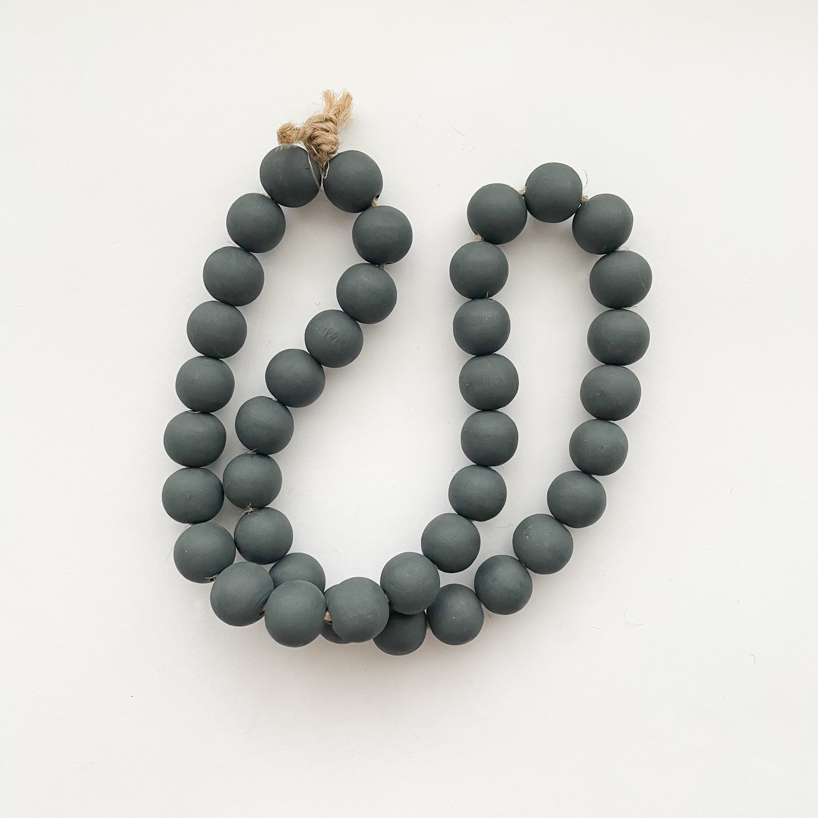CHARCOAL NAVY WOODEN BEADS
